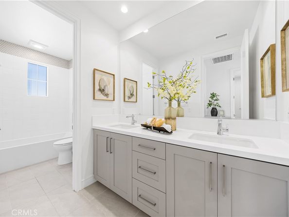 106 Albero, Irvine CA 92602