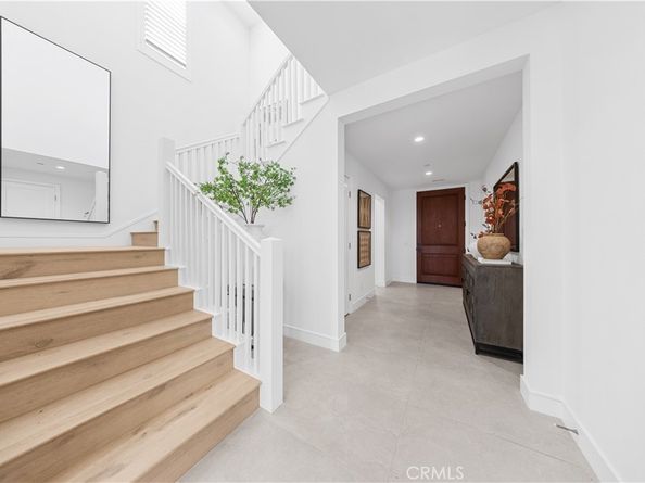 106 Albero, Irvine CA 92602