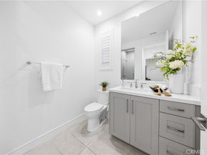 106 Albero, Irvine CA 92602