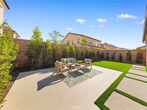 106 Albero, Irvine CA 92602