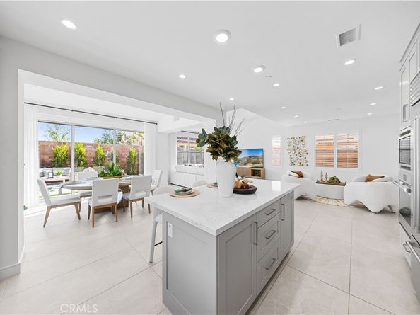 106 Albero, Irvine CA 92602