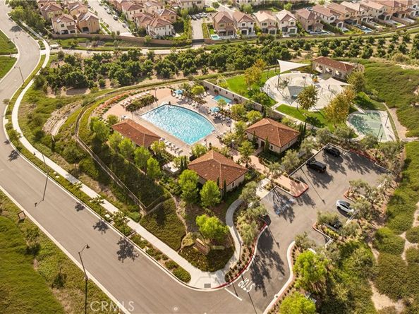 106 Albero, Irvine CA 92602