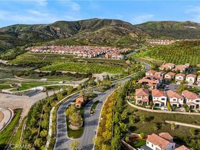 106 Albero, Irvine CA 92602