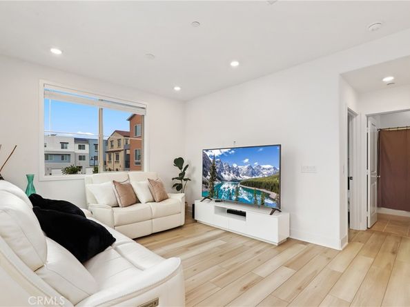 510 Bluegrass Way, Rancho Mission Viejo CA 92694