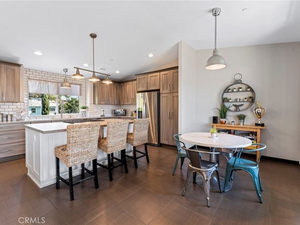 1611 Whaley Street, Oceanside CA 92054