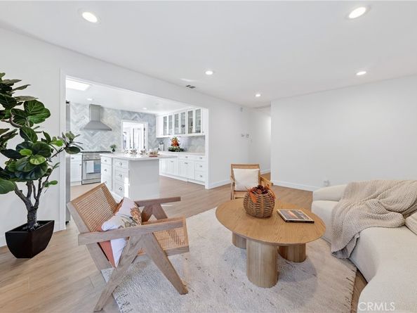 302 Cleveland, Huntington Beach CA 92648