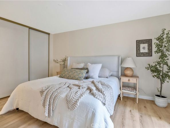 92 Clearbrook, Irvine CA 92614