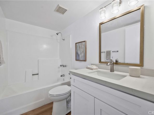 92 Clearbrook, Irvine CA 92614