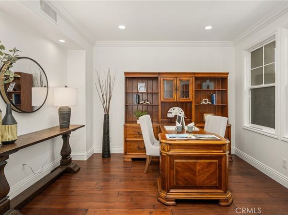 32 Montclair, Irvine CA 92602
