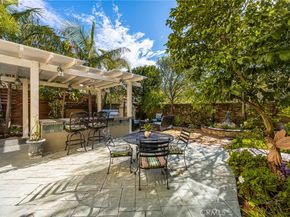 32 Montclair, Irvine CA 92602