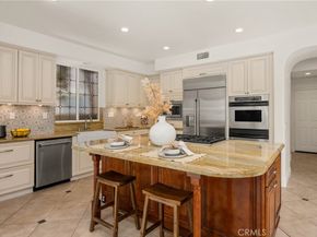32 Montclair, Irvine CA 92602
