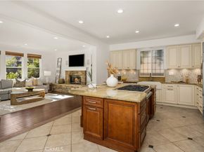 32 Montclair, Irvine CA 92602