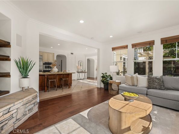 32 Montclair, Irvine CA 92602