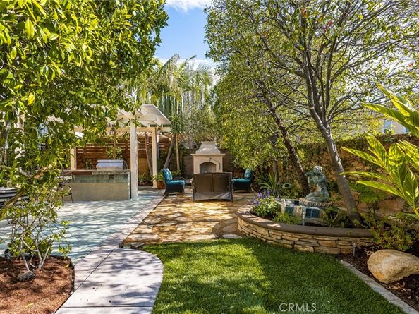 32 Montclair, Irvine CA 92602