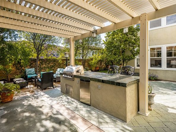 32 Montclair, Irvine CA 92602