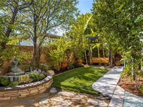 32 Montclair, Irvine CA 92602