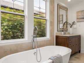 32 Montclair, Irvine CA 92602
