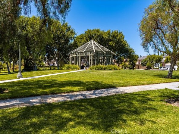 32 Montclair, Irvine CA 92602