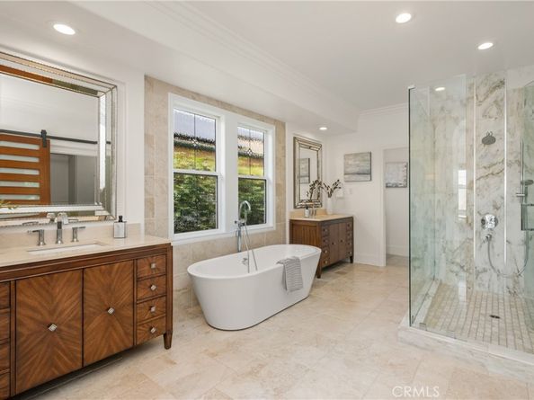 32 Montclair, Irvine CA 92602