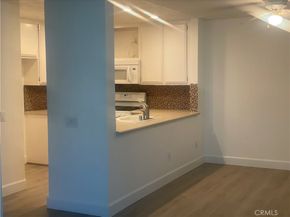 22201 Center pointe, Lake Forest CA 92630