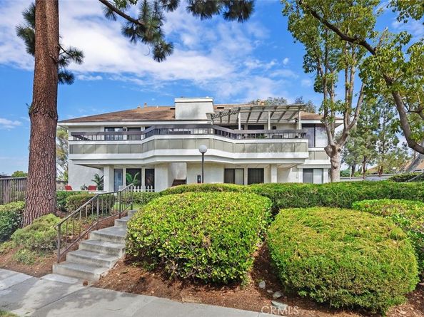 22201 Center pointe, Lake Forest CA 92630