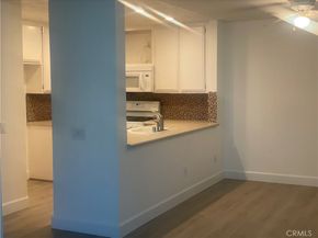 22201 Center pointe, Lake Forest CA 92630