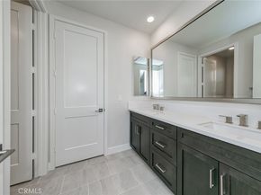 66 Bolide, Irvine CA 92618