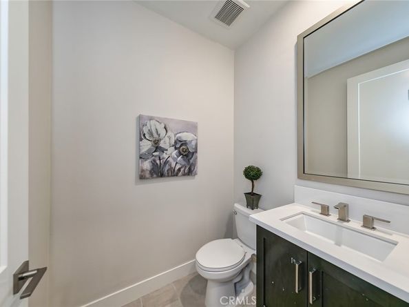 66 Bolide, Irvine CA 92618