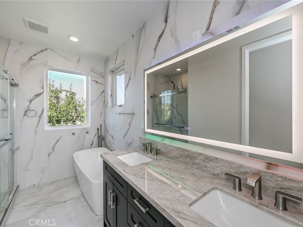 66 Bolide, Irvine CA 92618
