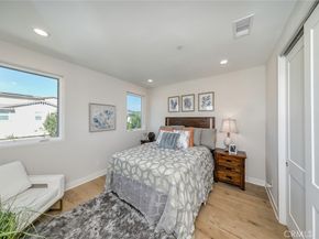 66 Bolide, Irvine CA 92618
