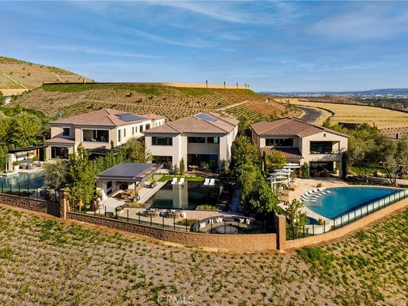 461 Risgecrest, Irvine CA 92602