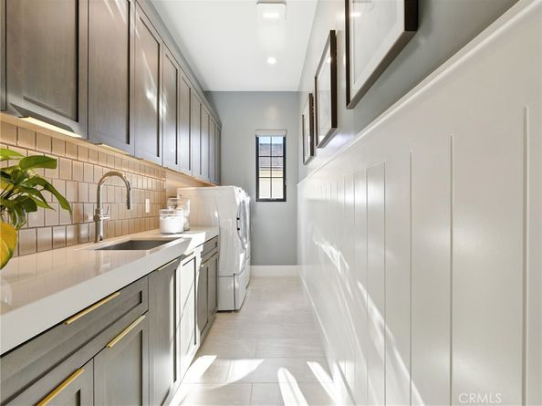 461 Risgecrest, Irvine CA 92602