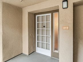 430 Lake Street 204, Huntington Beach CA 92648