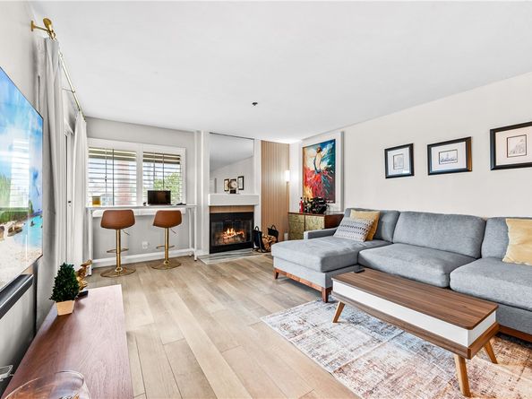 430 Lake Street 204, Huntington Beach CA 92648