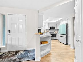 430 Lake Street 204, Huntington Beach CA 92648