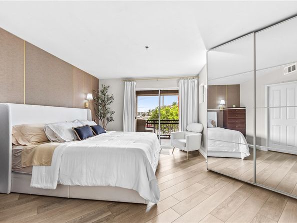 430 Lake Street 204, Huntington Beach CA 92648