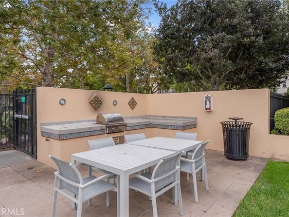 47 Nightshade, Irvine CA 92603