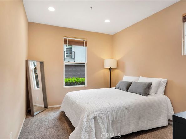 47 Nightshade, Irvine CA 92603
