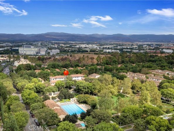 47 Nightshade, Irvine CA 92603