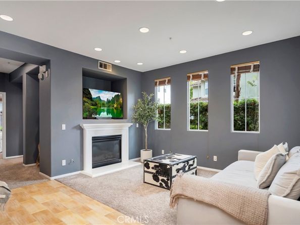 47 Nightshade, Irvine CA 92603
