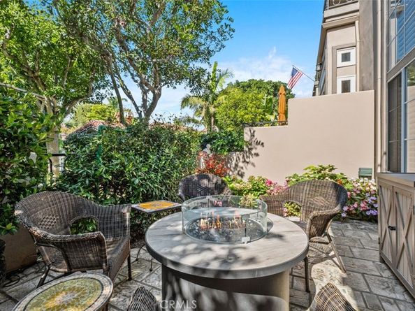19373 Peachtree, Huntington Beach CA 92648