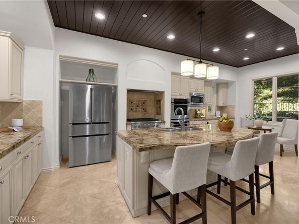 34 Tall Hedge, Irvine CA 92603