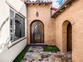 34 Tall Hedge, Irvine CA 92603