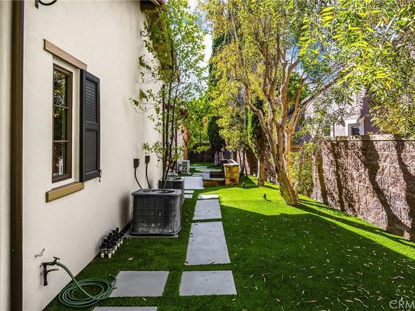 34 Tall Hedge, Irvine CA 92603