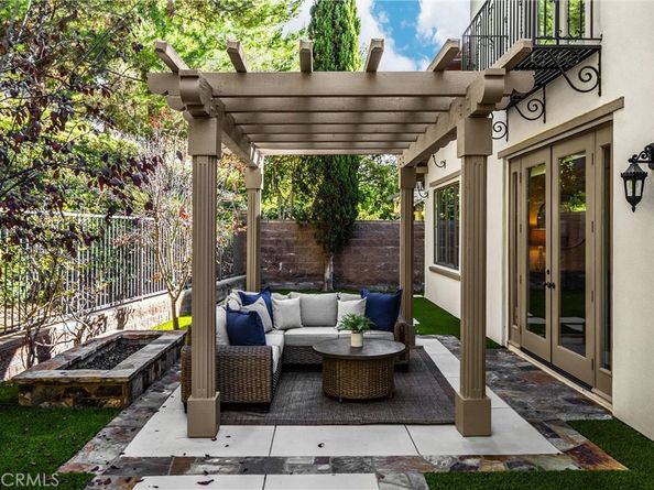 34 Tall Hedge, Irvine CA 92603