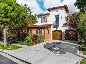 34 Tall Hedge, Irvine CA 92603