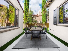 34 Tall Hedge, Irvine CA 92603
