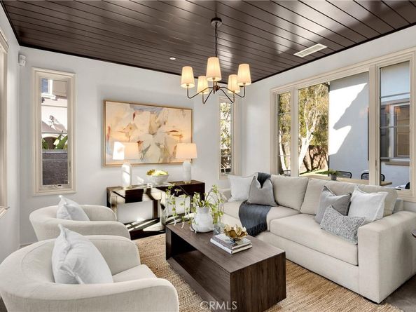 34 Tall Hedge, Irvine CA 92603