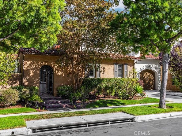 34 Tall Hedge, Irvine CA 92603