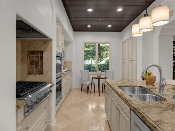 34 Tall Hedge, Irvine CA 92603